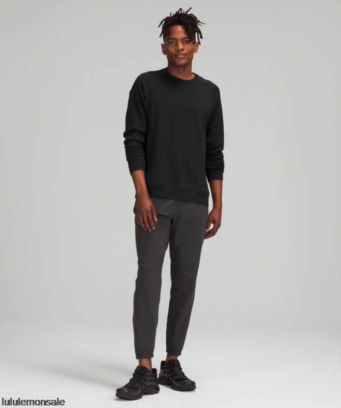 Lululemon Deutschland DELULU669 | Engineered Warm Langarm Crew Schwarz